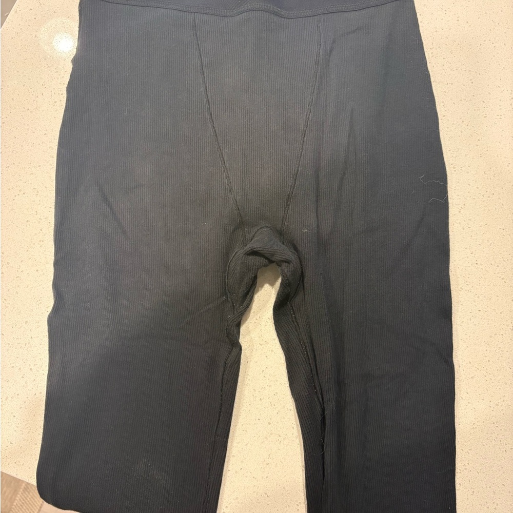 SKIMS Black Ribbed Leggings